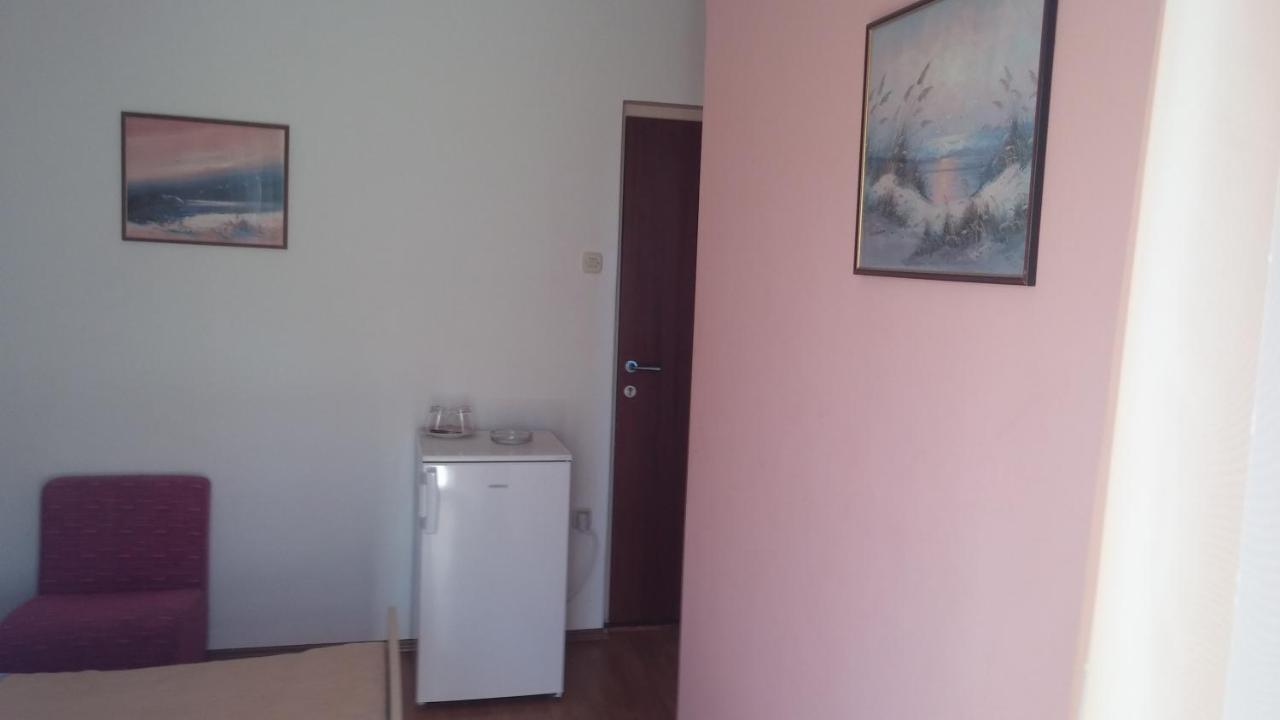 Apartments & Rooms Brna Banjol Exterior foto