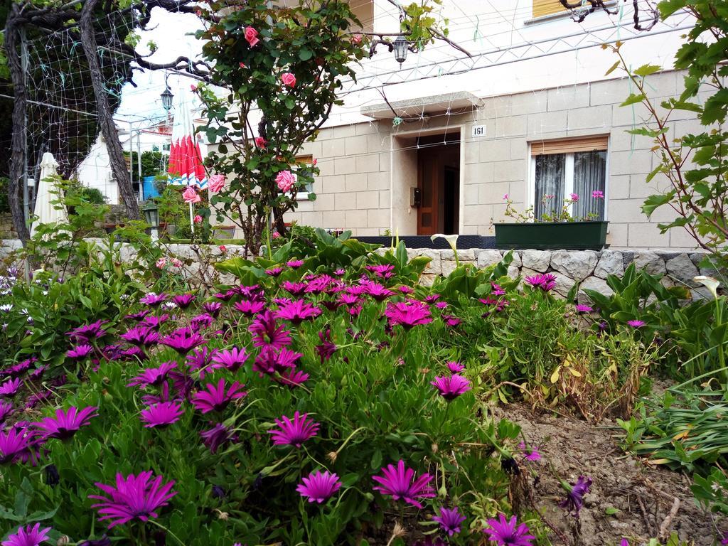 Apartments & Rooms Brna Banjol Exterior foto