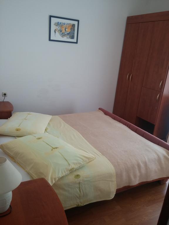 Apartments & Rooms Brna Banjol Exterior foto