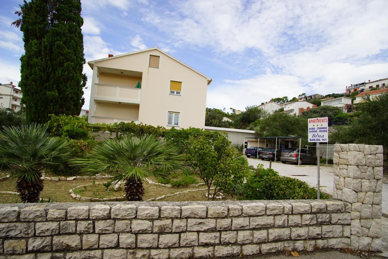 Apartments & Rooms Brna Banjol Exterior foto